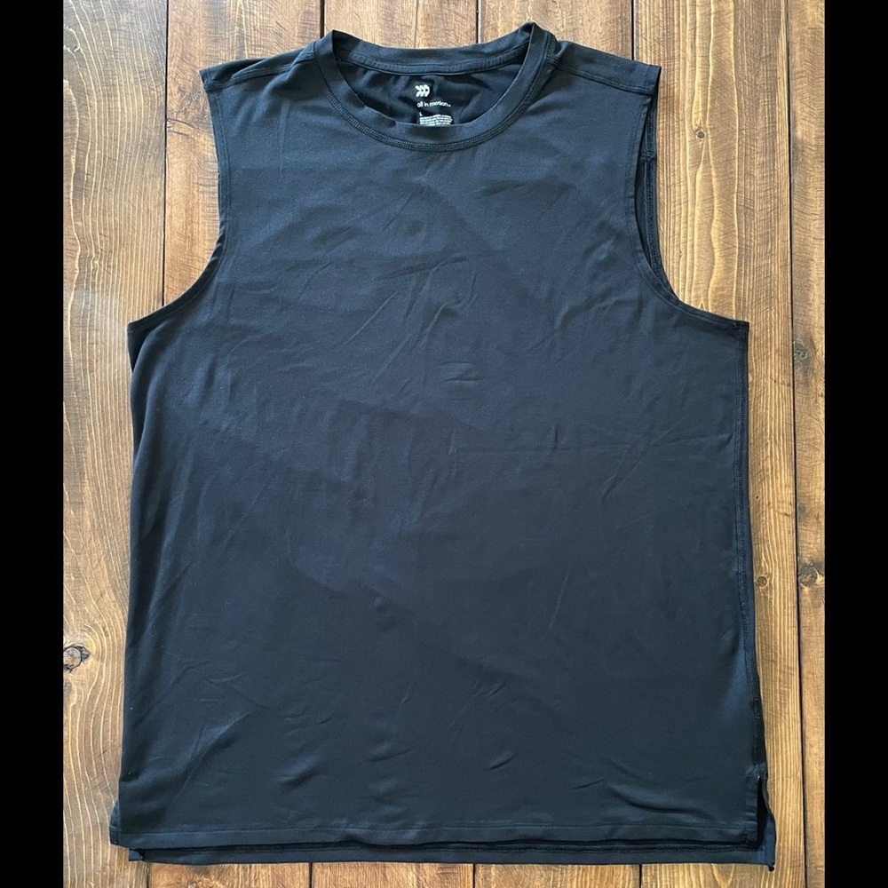 All In Motion Sleeveless Tank - Size Large